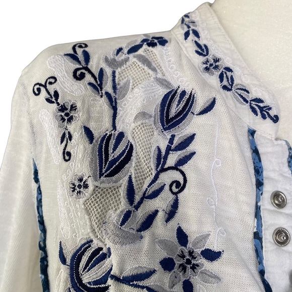 FREE PEOPLE White and Blue Sundance Kid Henley Top XSmall - Picture 7 of 15